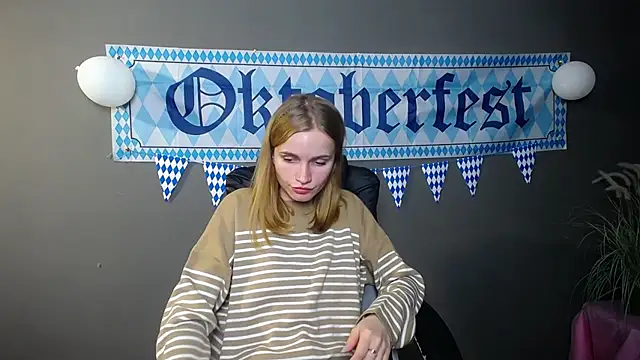 MargaritaKiss online show from October 12, 2025, 7:04 pm