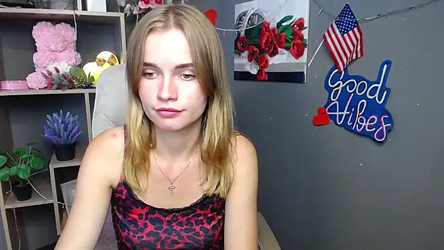 Snapshot of MargaritaKiss chatting on July 10, 2026, 6:02 am MargaritaKiss online show from July 10, 2026, 6:02 am