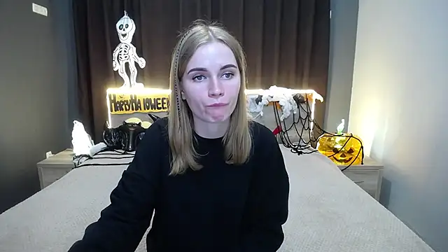 MargaritaKiss online show from November 1, 2025, 8:25 pm