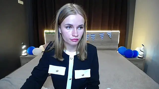 MargaritaKiss online show from September 24, 2025, 6:58 pm