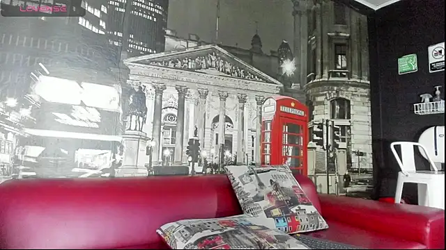 CloeRodriguez online show from February 13, 2026, 8:42 pm