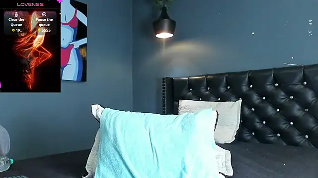 Snapshot of CodyWalkerR chatting on October 14, 2025, 5:35 pm CodyWalkerR online show from October 14, 2025, 5:35 pm