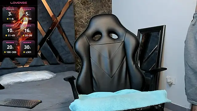 Snapshot of CodyWalkerR chatting on February 16, 2025, 1:49 pm CodyWalkerR online show from February 16, 2025, 1:49 pm