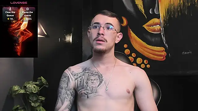 Snapshot of CodyWalkerR chatting on September 12, 2025, 5:13 pm CodyWalkerR online show from September 12, 2025, 5:13 pm