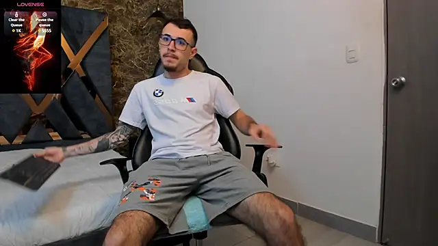 Snapshot of CodyWalkerR chatting on March 6, 2025, 5:22 pm CodyWalkerR online show from March 6, 2025, 5:22 pm