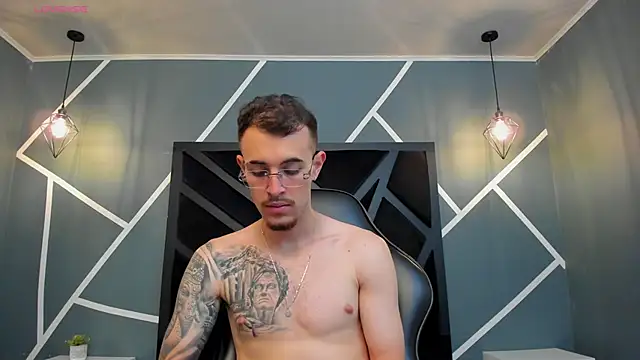 Snapshot of CodyWalkerR chatting on September 26, 2025, 5:31 pm CodyWalkerR online show from September 26, 2025, 5:31 pm