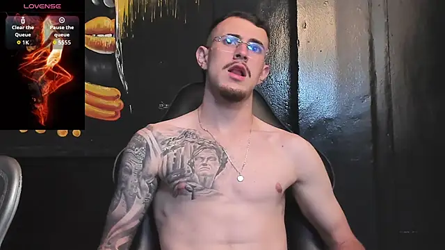 Snapshot of CodyWalkerR chatting on September 10, 2025, 5:23 pm CodyWalkerR online show from September 10, 2025, 5:23 pm