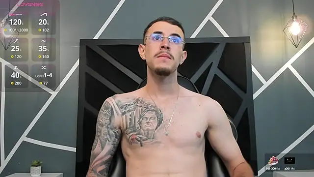 Snapshot of CodyWalkerR chatting on October 1, 2025, 5:39 pm CodyWalkerR online show from October 1, 2025, 5:39 pm