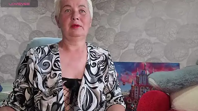 Snapshot of NicoleOlla chatting on June 2, 2026, 1:33 pm NicoleOlla online show from June 2, 2026, 1:33 pm