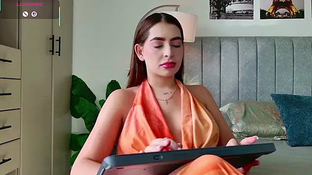 Snapshot of caralella chatting on February 1, 2026, 7:56 pm caralella online show from February 1, 2026, 7:56 pm