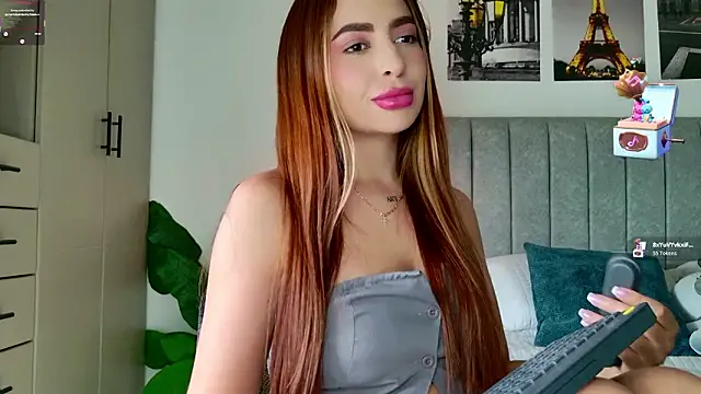 Snapshot of caralella chatting on February 9, 2026, 8:18 pm caralella online show from February 9, 2026, 8:18 pm