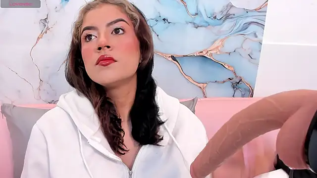 taylor cupper online show from September 24, 2025, 3:57 am