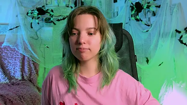 Snapshot of RocKStone_ chatting on October 27, 2025, 8:26 am RocKStone online show from October 27, 2025, 8:26 am