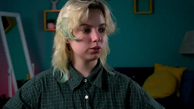 Snapshot of RocKStone_ chatting on March 3, 2025, 4:21 am RocKStone online show from March 3, 2025, 4:21 am