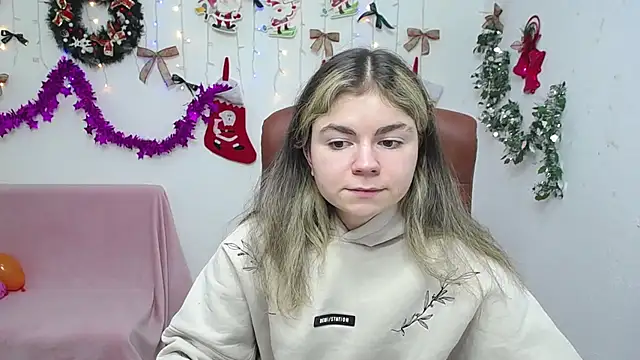 TinaRedly online show from January 5, 2026, 6:44 pm