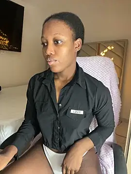 kellya  online show from October 15, 2025, 11:46 pm