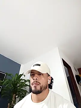 SilvaBranko online show from December 20, 2025, 2:03 am