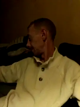 elmerfuddin87 online show from October 17, 2025, 5:55 am