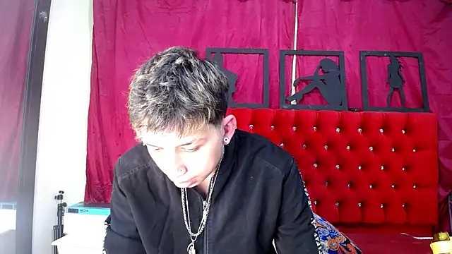  Thomas hot  online show from March 18, 2025, 7:12 am