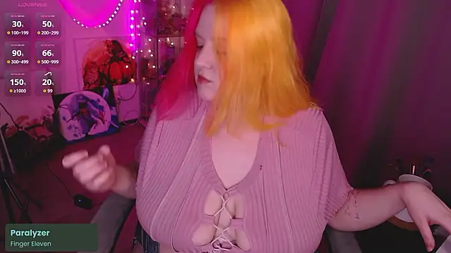 lissamuff online show from March 23, 2026, 4:51 pm