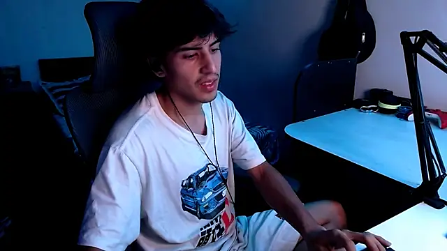 Snapshot of Thieves9 chatting on January 30, 2025, 6:35 am Thieves9 online show from January 30, 2025, 6:35 am