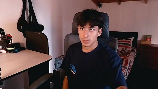 Snapshot of Thieves9 chatting on December 25, 2024, 9:22 pm Thieves9 online show from December 25, 2024, 9:22 pm