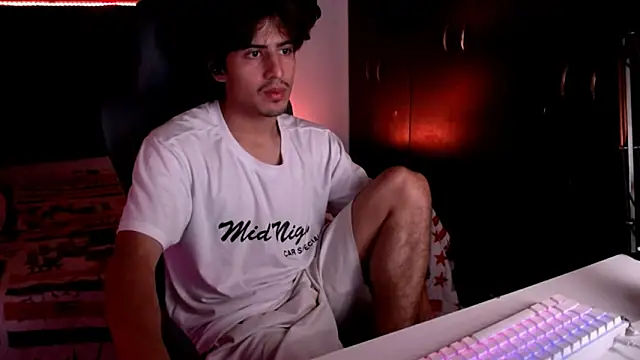 Snapshot of Thieves9 chatting on February 28, 2025, 6:52 pm Thieves9 online show from February 28, 2025, 6:52 pm