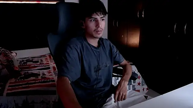 Snapshot of Thieves9 chatting on March 17, 2025, 5:49 pm Thieves9 online show from March 17, 2025, 5:49 pm