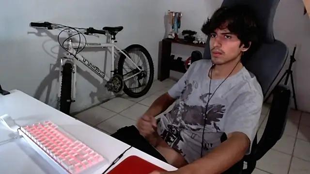 Snapshot of Thieves9 chatting on September 28, 2025, 5:36 am Thieves9 online show from September 28, 2025, 5:36 am