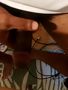 maleesa online show from September 29, 2025, 6:09 am