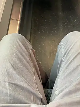 maleesa online show from March 22, 2026, 3:24 pm