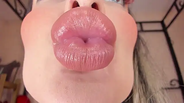 Princess18xxx online show from October 21, 2025, 11:26 pm