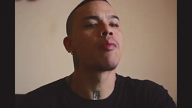 Osiiriis online show from March 11, 2025, 1:01 pm