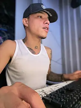 Osiiriis online show from March 1, 2025, 6:03 am