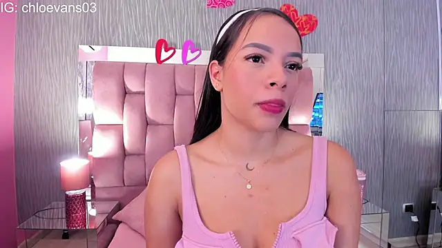 Chloe evans   online show from October 6, 2025, 11:33 am