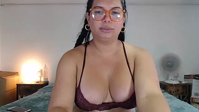 Snapshot of flowerdirtty chatting on October 10, 2025, 5:58 pm flowerdirtty online show from October 10, 2025, 5:58 pm