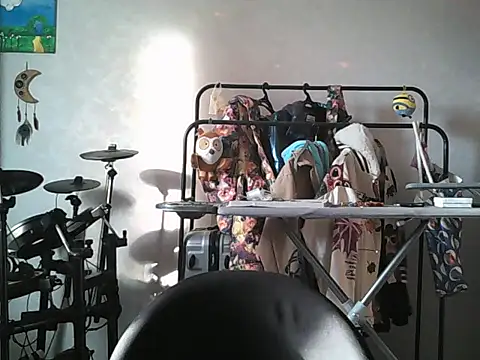 Snapshot of BlueXOwl chatting on September 19, 2025, 2:10 pm BlueXOwl online show from September 19, 2025, 2:10 pm