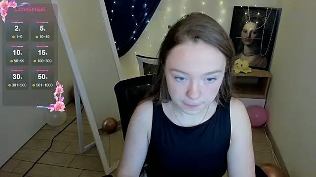 Snapshot of Florence_meow chatting on July 28, 2026, 6:32 am Florence meow online show from July 28, 2026, 6:32 am