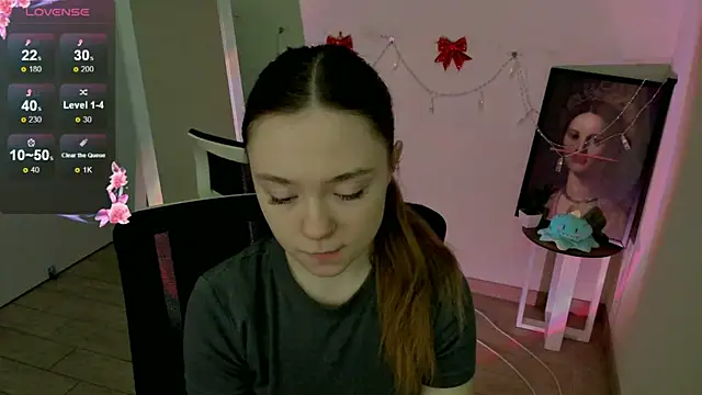 Florence meow online show from February 7, 2025, 8:22 am