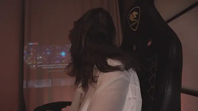 ELLIEJAY online show from February 15, 2025, 8:23 pm