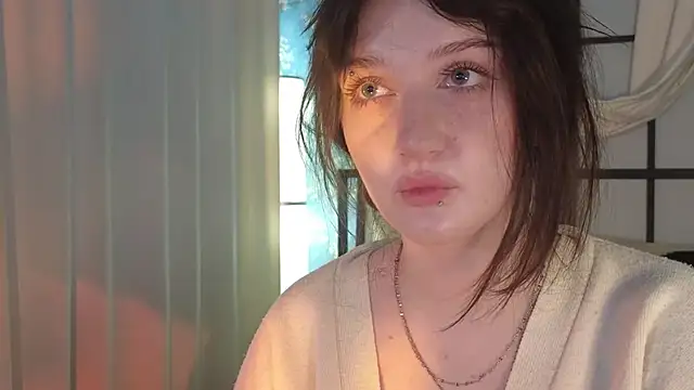 ELLIEJAY online show from October 23, 2025, 5:28 am