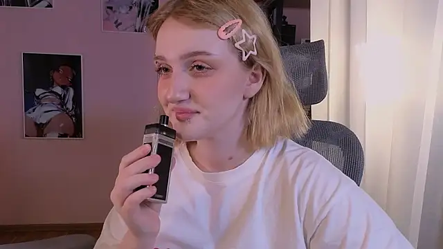 ELLIEJAY online show from February 3, 2026, 6:40 am