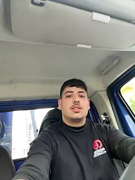 claudio20031 online show from April 2, 2026, 3:08 pm