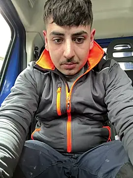 claudio20031 online show from March 31, 2026, 1:02 pm