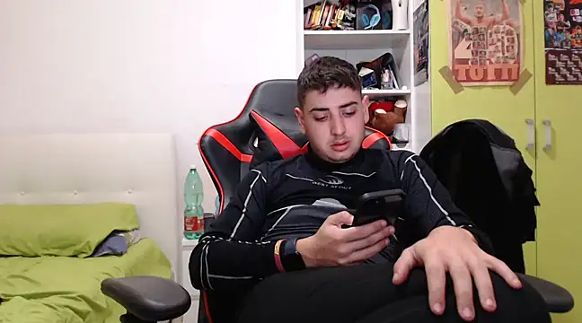 claudio20031 online show from December 5, 2024, 5:23 pm