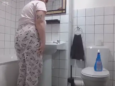 magical mia online show from March 9, 2025, 11:25 am