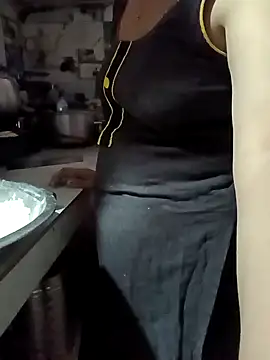 Ankita202 online show from November 14, 2025, 1:48 pm