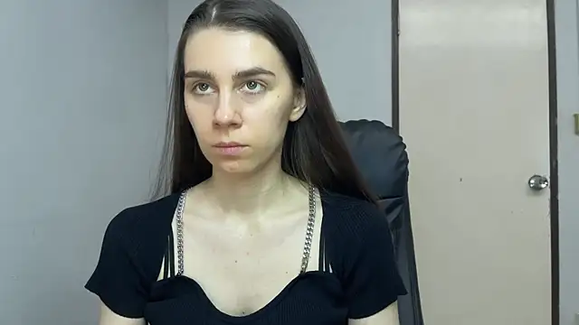 SassyJessi online show from April 12, 2026, 4:16 am