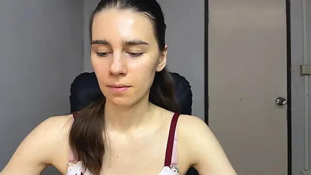 SassyJessi online show from November 10, 2025, 4:06 am