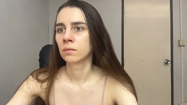 SassyJessi online show from September 18, 2025, 4:04 am